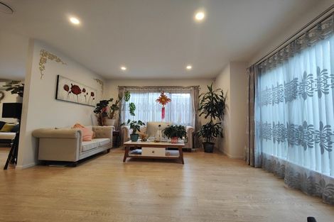 Photo of property in 12 Creggan Crescent, Flat Bush, Auckland, 2019