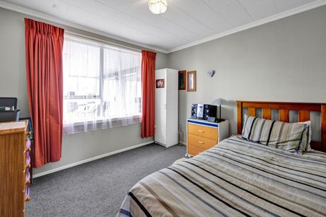 Photo of property in 32 Brown Street, Inglewood, 4330