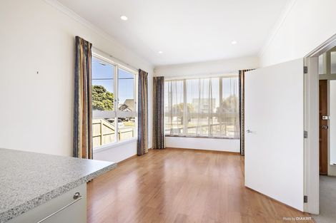 Photo of property in 107 Rongotai Road, Kilbirnie, Wellington, 6022