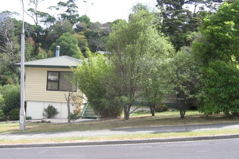 Photo of property in 2/24 Fernlea Rise, Bayview, Auckland, 0629