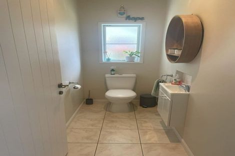 Photo of property in 35 Keepa Close, Papamoa Beach, Papamoa, 3118