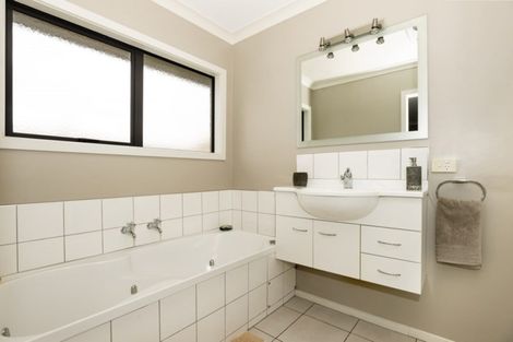 Photo of property in 7 Pohutukawa Grove, Lytton West, Gisborne, 4010