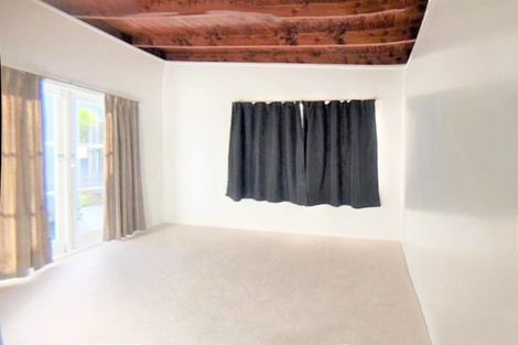 Photo of property in 52 Tiverton Road, Avondale, Auckland, 0600