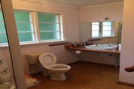 Photo of property in 43 Kirkwood Avenue, Upper Riccarton, Christchurch, 8041