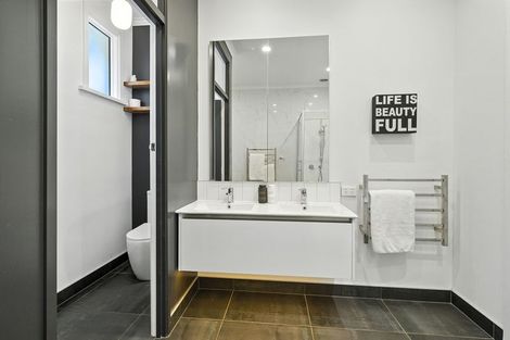 Photo of property in 69 Jeffery Street, Andersons Bay, Dunedin, 9013