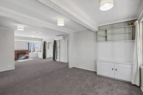 Photo of property in 26 Clawton Street, Westown, New Plymouth, 4310