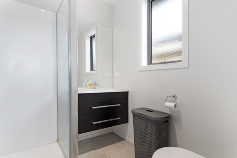 Photo of property in 18 Richardson Road, Omokoroa, 3114