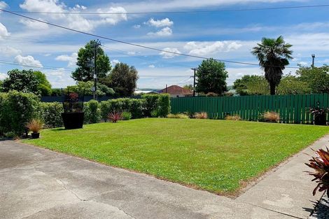 Photo of property in 71 Racecourse Road, Waipukurau, 4200