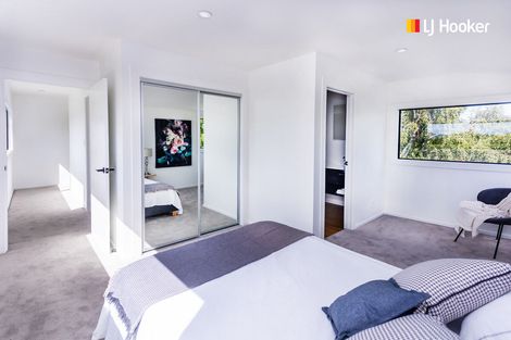 Photo of property in 71 Eglinton Road, Mornington, Dunedin, 9011