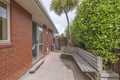 Photo of property in 28 Allard Street, Edgeware, Christchurch, 8013
