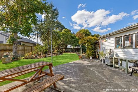 Photo of property in 41 Clyde Crescent, Roslyn, Palmerston North, 4414