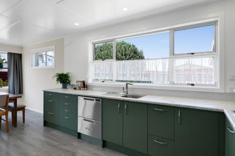 Photo of property in 54 Murray Avenue, Hawera, 4610