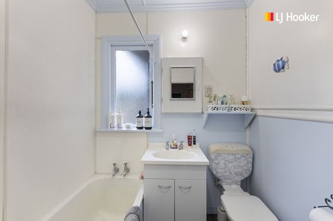 Photo of property in 11 Owen Street, Green Island, Dunedin, 9018