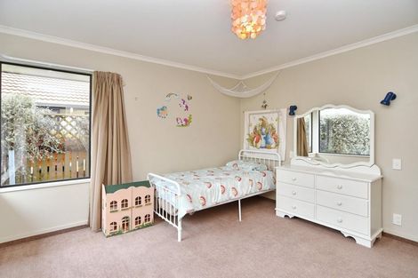 Photo of property in 12 Camleigh Close, Kaiapoi, 7630