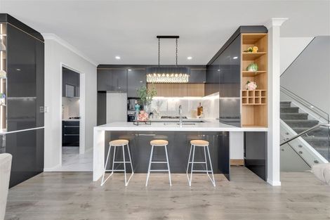 Photo of property in 4 Glann Lane, Flat Bush, Auckland, 2019