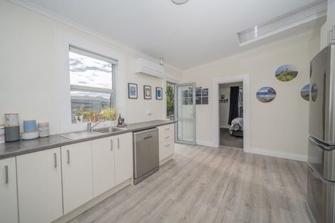Photo of property in 22 Clutha Street, Alexandra, 9320