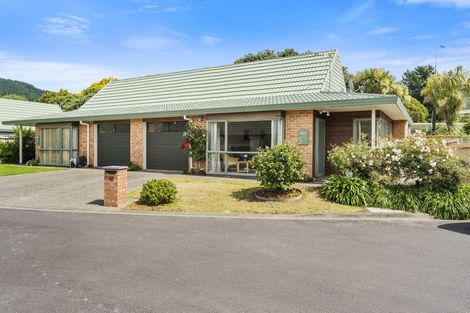 Photo of property in Redwood Village, 10/42 Main Road, Tawa, Wellington, 5028