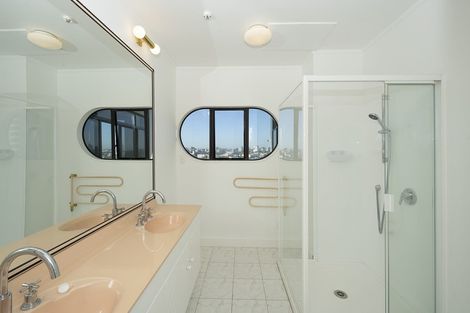 Photo of property in Shangri La Apartments, 7/97 Jervois Road, Herne Bay, Auckland, 1011