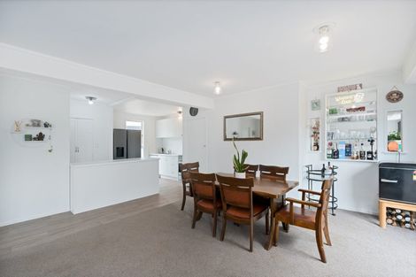 Photo of property in 5 Illana Place, Ranui, Auckland, 0612