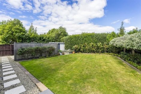 Photo of property in 5 Skyedale Drive, Harewood, Christchurch, 8051