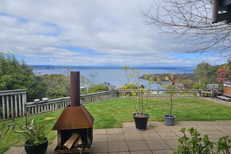 Photo of property in 52 Wakeman Road, Acacia Bay, Taupo, 3330