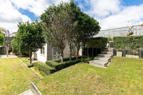 Photo of property in 327 Main Road, Tawa, Wellington, 5028