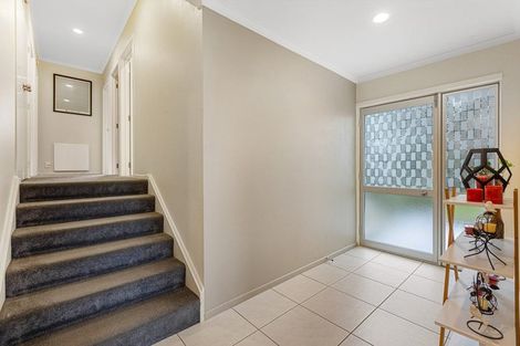 Photo of property in 4 Evelyn Place, Welbourn, New Plymouth, 4310