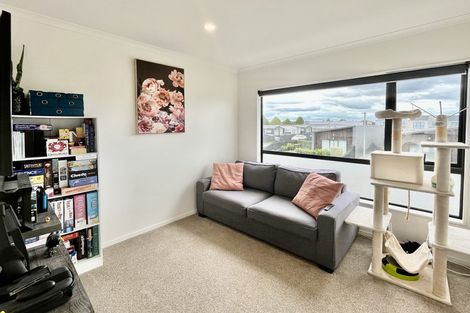 Photo of property in 7 Beardmore Lane, Papakura, 2110
