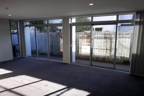 Photo of property in 60 Brockworth Place, Riccarton, Christchurch, 8011