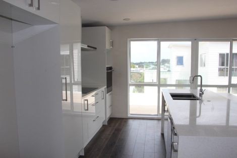 Photo of property in 76 Sunrise Avenue, Mairangi Bay, Auckland, 0630