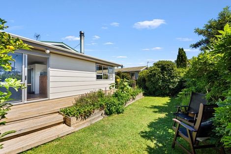Photo of property in 8 Manawa Avenue, Raumati Beach, Paraparaumu, 5032