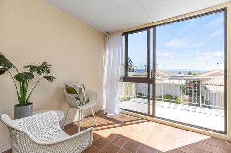 Photo of property in 4/32 Charles Street, Westshore, Napier, 4110