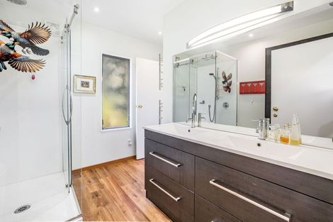 Photo of property in 8 Paremata Drive, Paremata, Porirua, 5024