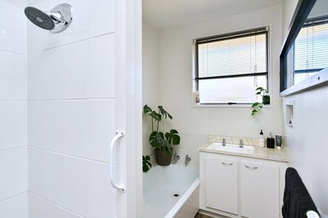 Photo of property in 2/90 Queenspark Drive, Parklands, Christchurch, 8083