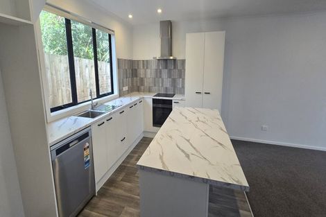 Photo of property in 30c Russell Road, Manurewa, Auckland, 2102