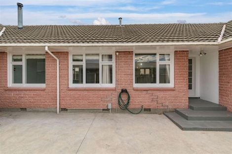 Photo of property in 2/69 Brockworth Place, Riccarton, Christchurch, 8011