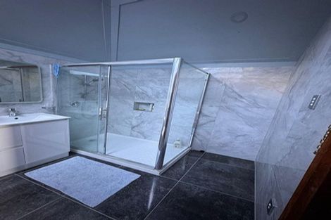 Photo of property in 31 Orams Road, Hillpark, Auckland, 2102