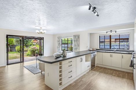 Photo of property in 44 Awanui Drive, Waikanae, 5036