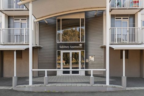 Photo of property in Salisbury Crown, 9/7 Salisbury Avenue, Mount Maunganui, 3116