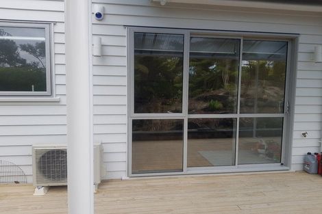 Photo of property in 18 Vazey Way, Hobsonville, Auckland, 0618