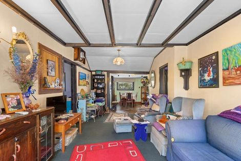 Photo of property in 13 Beach Street, Tangimoana, 4822