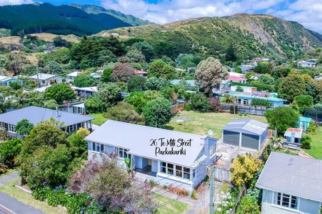 Photo of property in 26 Te Miti Street, Paekakariki, 5034