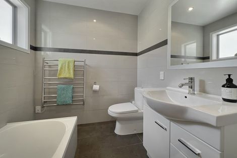 Photo of property in 960 Whangaripo Valley Road, Whangaripo, Wellsford, 0972