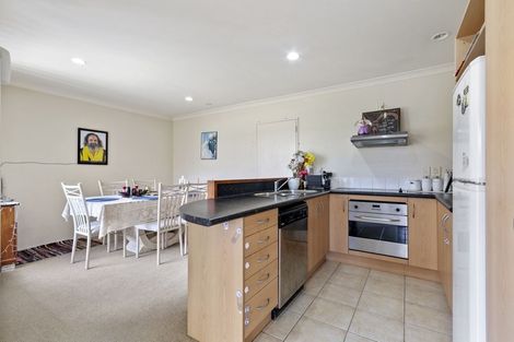 Photo of property in 19 Old Park Place, Takanini, 2112