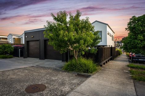 Photo of property in 4 Kapia Road, Westgate, Auckland, 0614