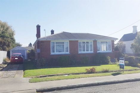 Photo of property in 18 Exeter Street, Waimate, 7924