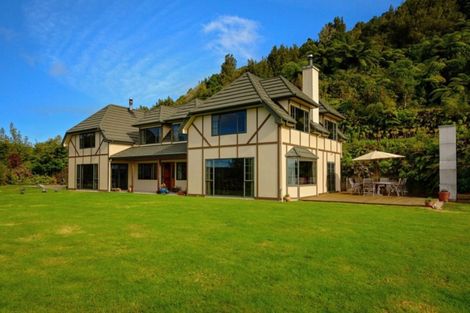 Photo of property in 1064a Tarawera Road, Lake Tarawera, Rotorua, 3076