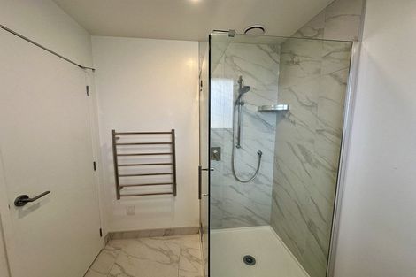 Photo of property in 8/170 Don Buck Road, Massey, Auckland, 0614