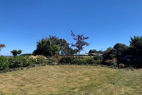 Photo of property in 289 Upland Road, Tarurutangi, New Plymouth, 4372