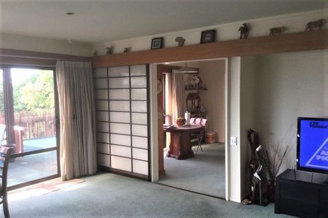 Photo of property in 237 Te Atatu Road, Te Atatu South, Auckland, 0610